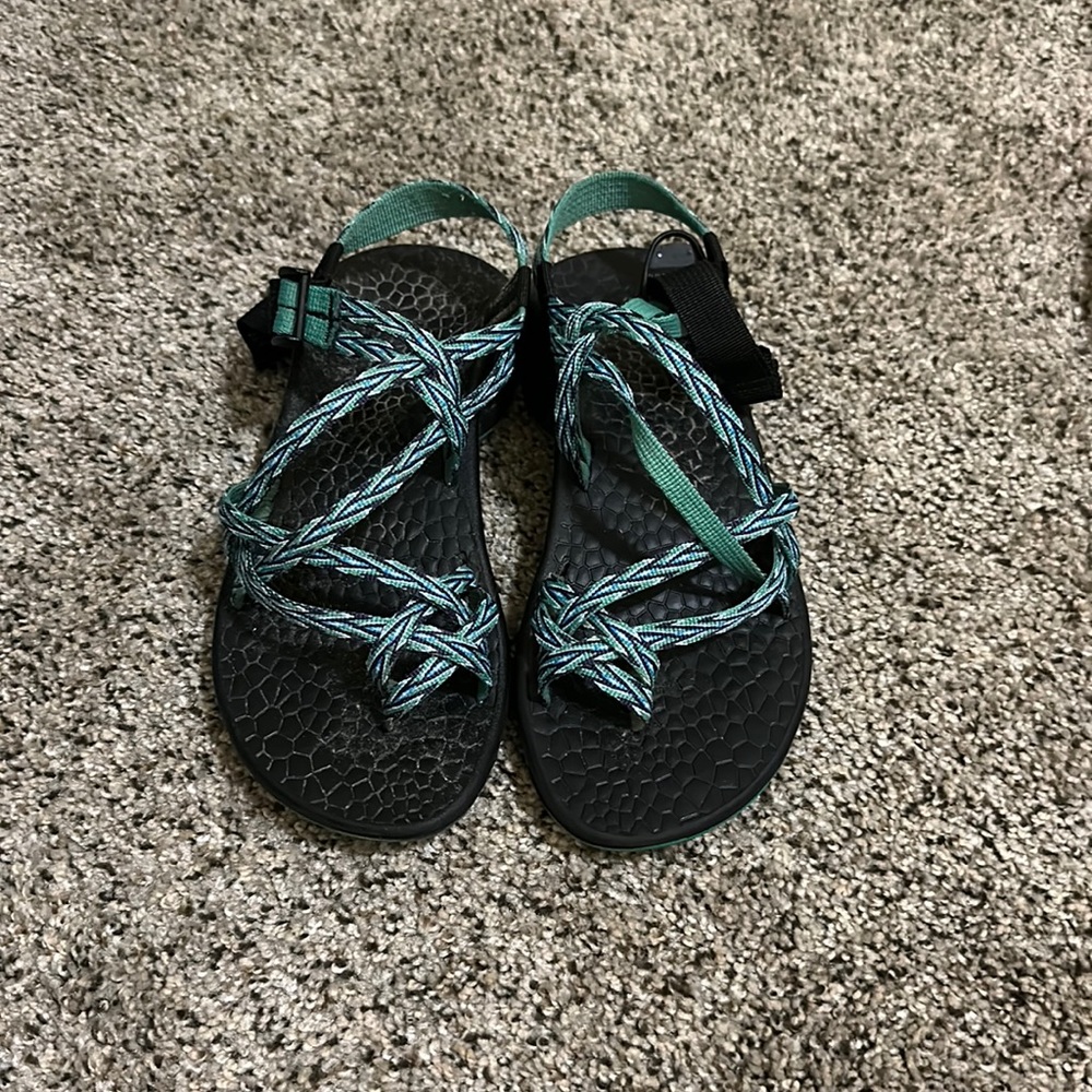 Women’s size 7 Chacos
